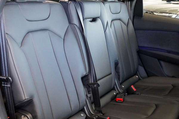 2024 Audi Q7 50 TDI S line 4M