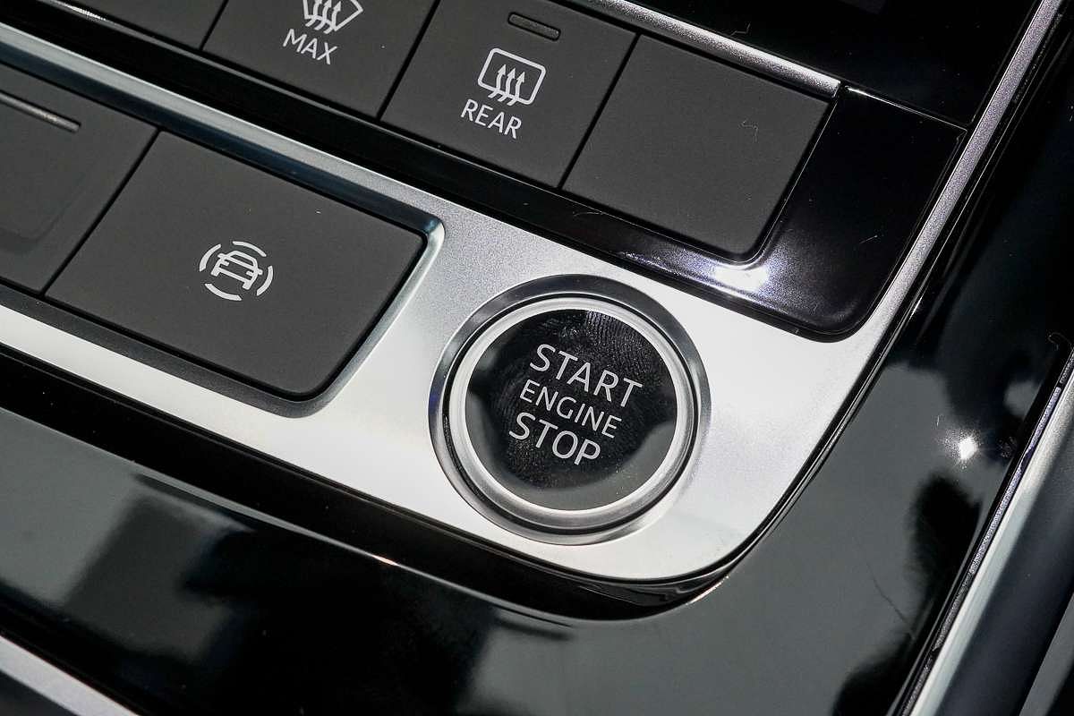 2024 Audi Q7 50 TDI S line 4M