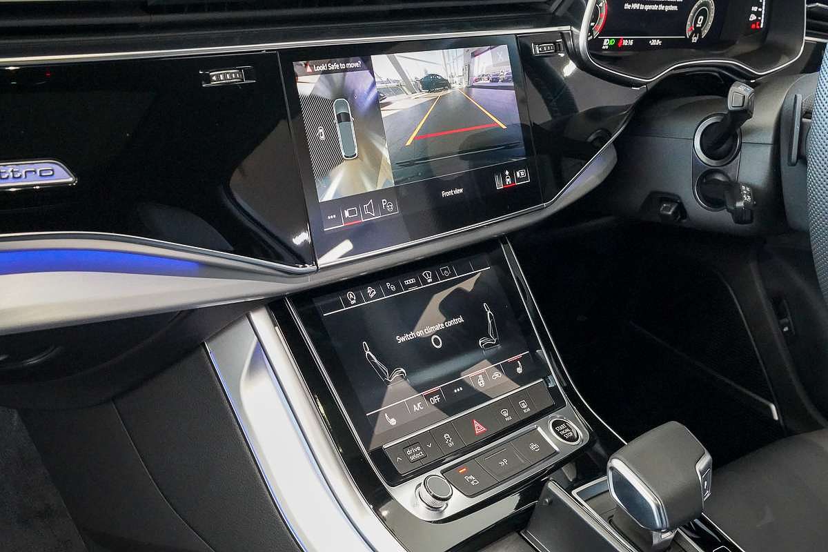 2024 Audi Q7 50 TDI S line 4M