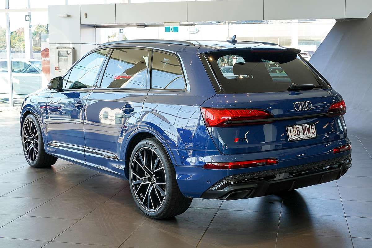 2024 Audi Q7 50 TDI S line 4M