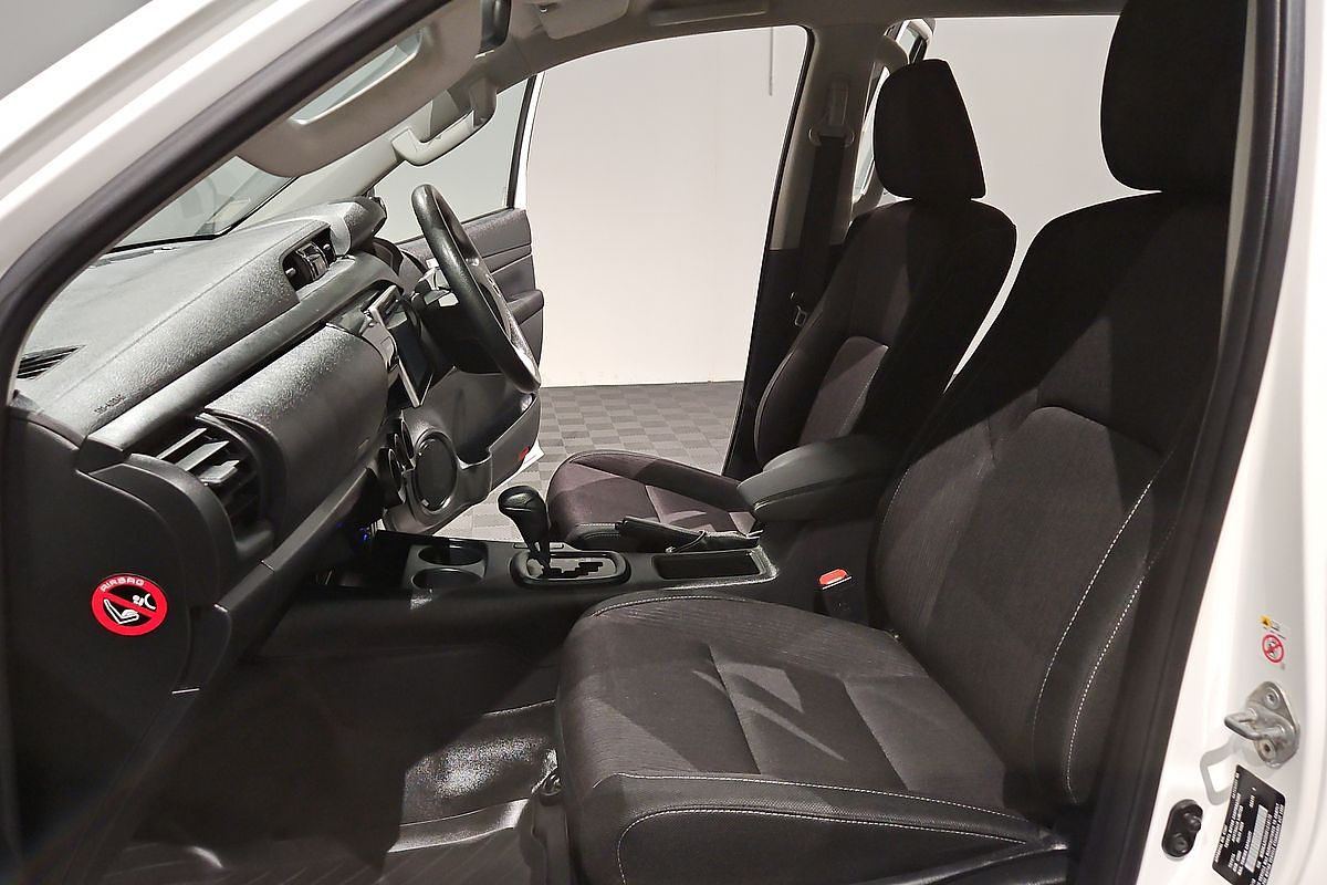 2018 Toyota Hilux SR GUN126R 4X4