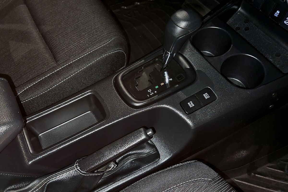 2018 Toyota Hilux SR GUN126R 4X4