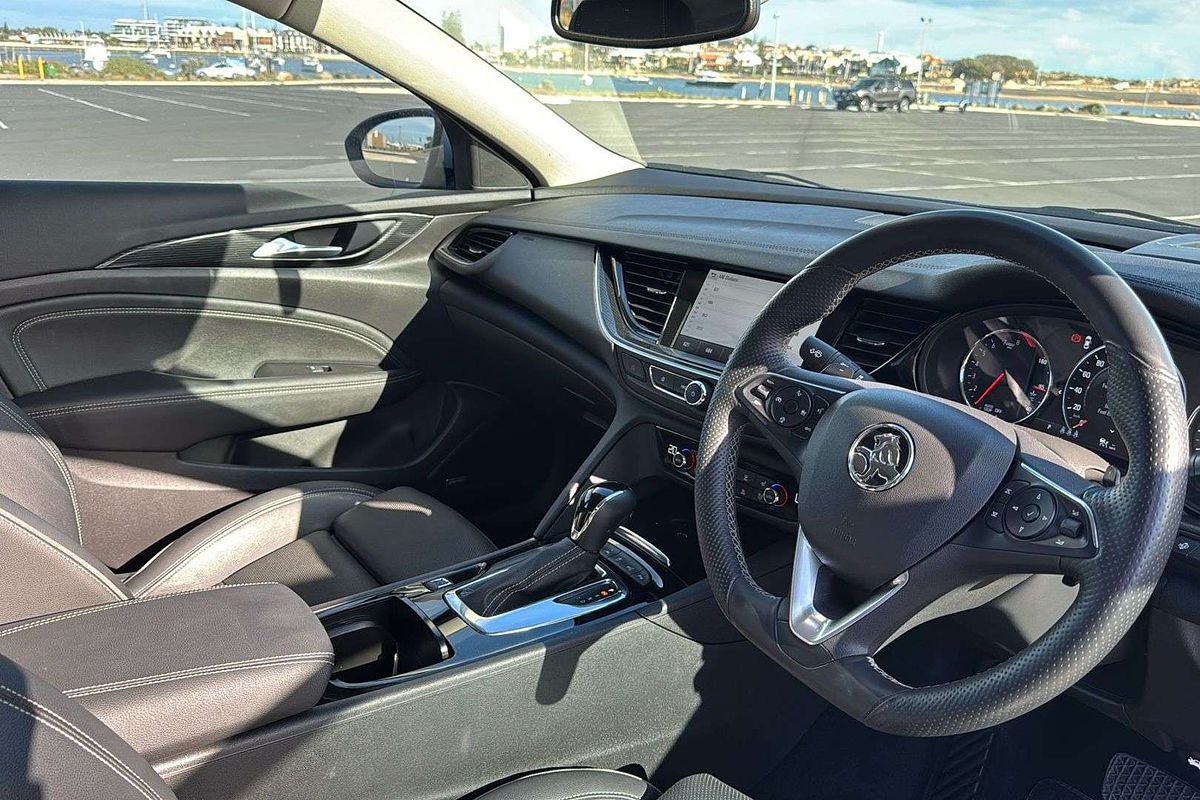 2018 Holden Calais V ZB