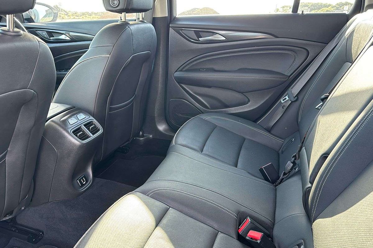 2018 Holden Calais V ZB