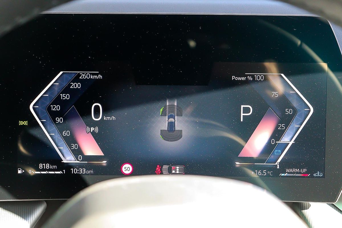 2025 BMW X1 sDrive18i U11