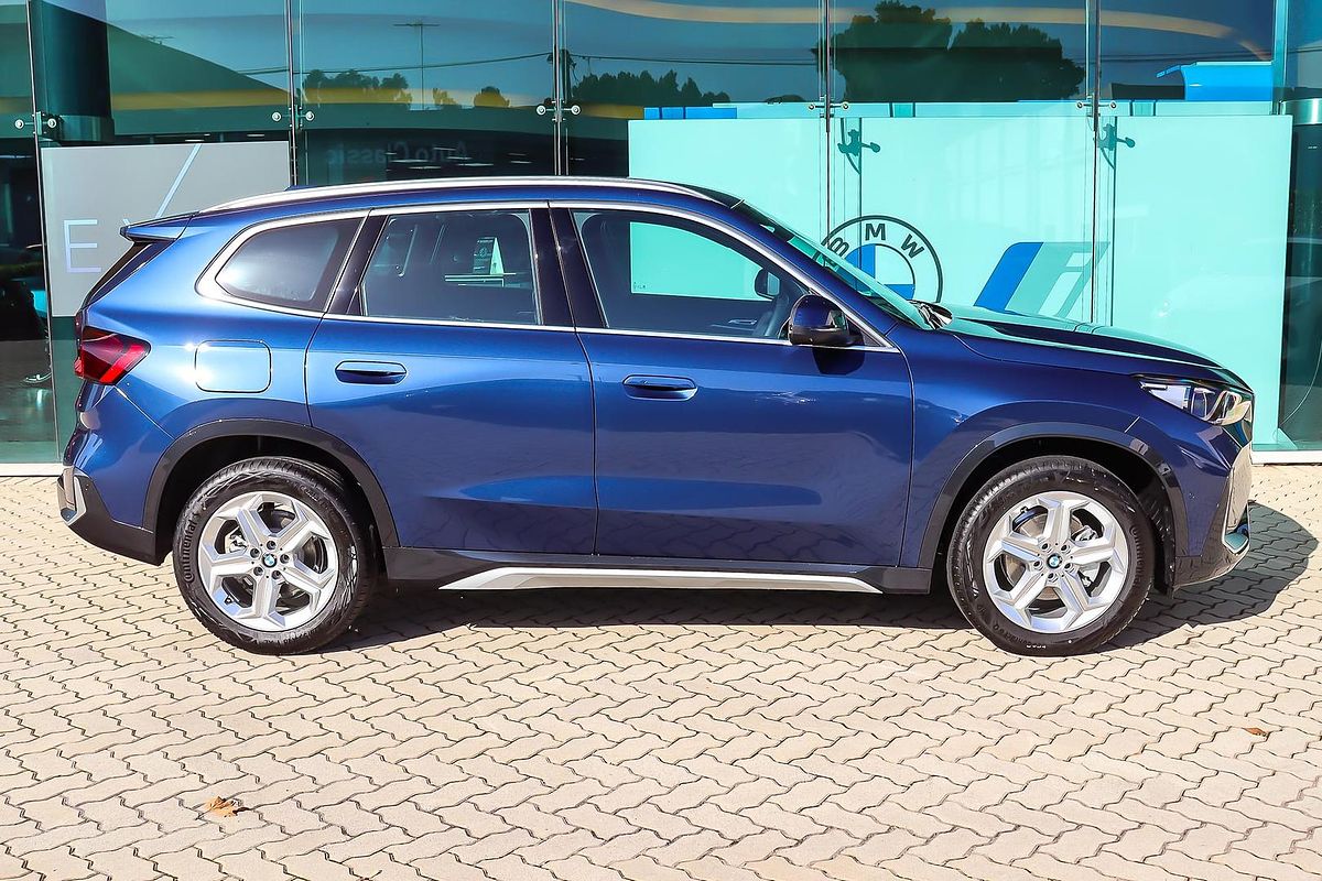 2025 BMW X1 sDrive18i U11