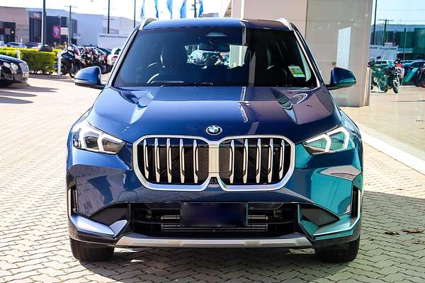 2025 BMW X1 sDrive18i U11