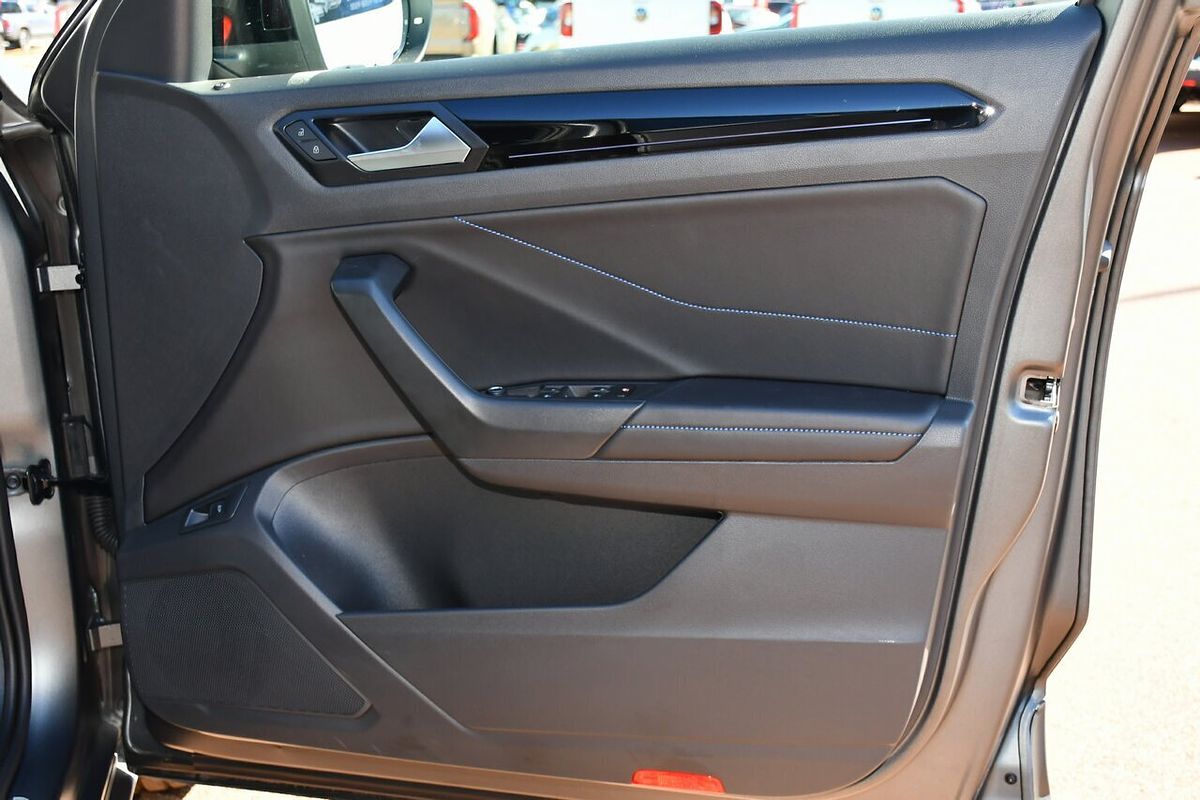 2025 Volkswagen T-Roc R Wolfsburg Edition D11