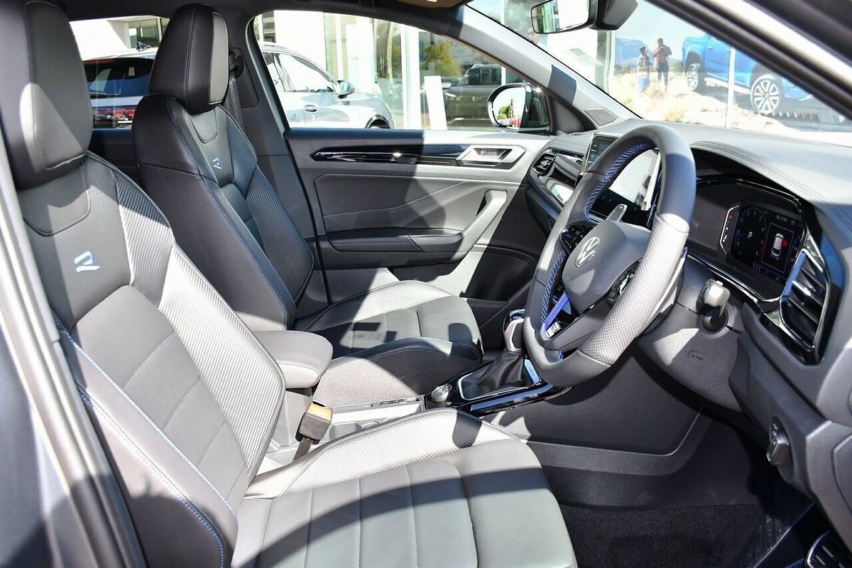 2025 Volkswagen T-Roc R Wolfsburg Edition D11