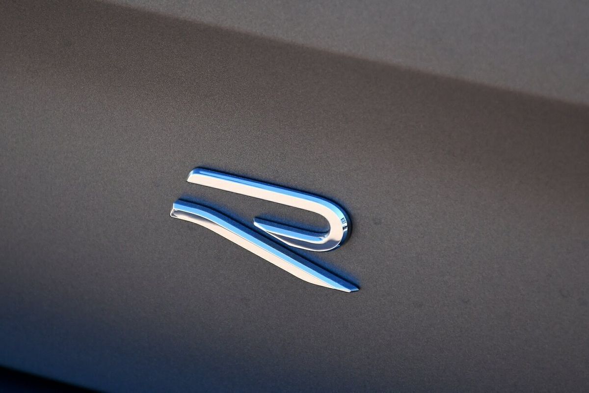 2025 Volkswagen T-Roc R Wolfsburg Edition D11