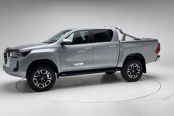 2022 Toyota Hilux SR5 GUN126R 4X4