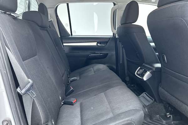 2022 Toyota Hilux SR5 GUN126R 4X4