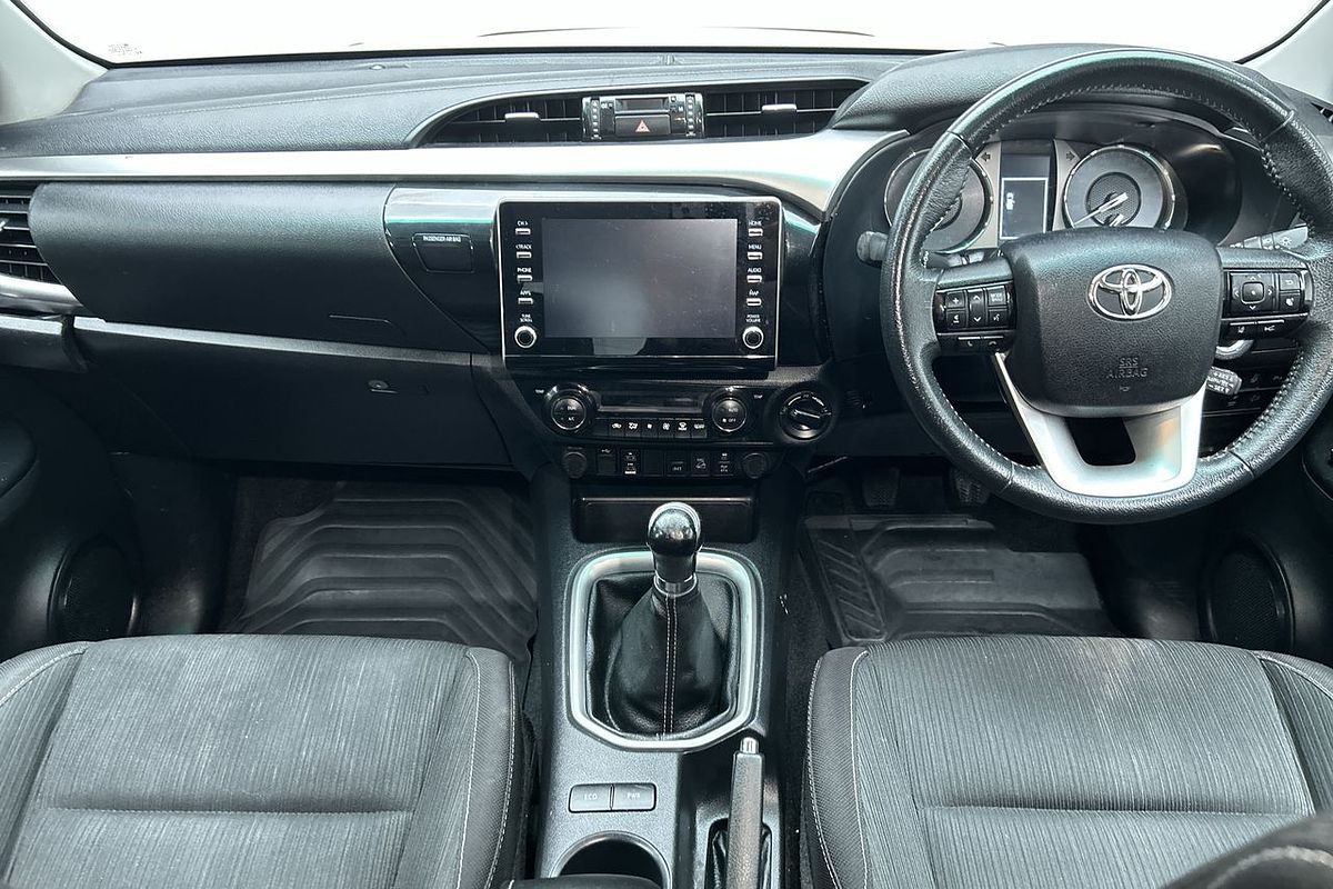 2022 Toyota Hilux SR5 GUN126R 4X4