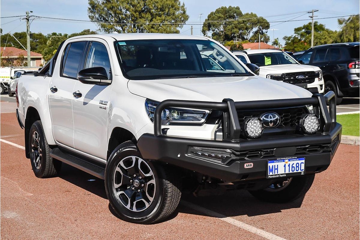 2024 Toyota Hilux SR5 48V GUN126R 4X4