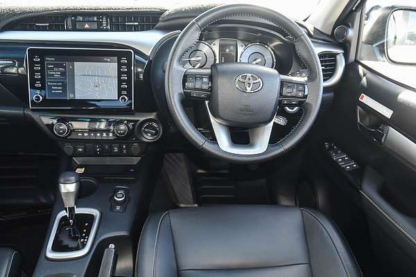 2024 Toyota Hilux SR5 48V GUN126R 4X4