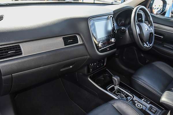 2020 Mitsubishi Outlander Exceed ZL