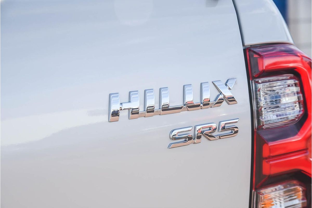 2024 Toyota Hilux SR5 48V GUN126R 4X4