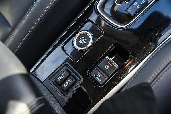 2020 Mitsubishi Outlander Exceed ZL