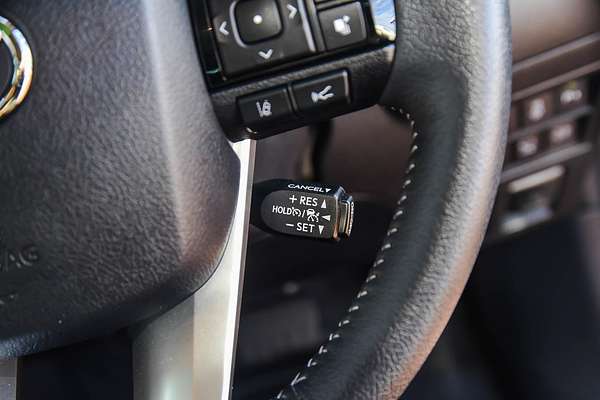 2024 Toyota Hilux SR5 48V GUN126R 4X4