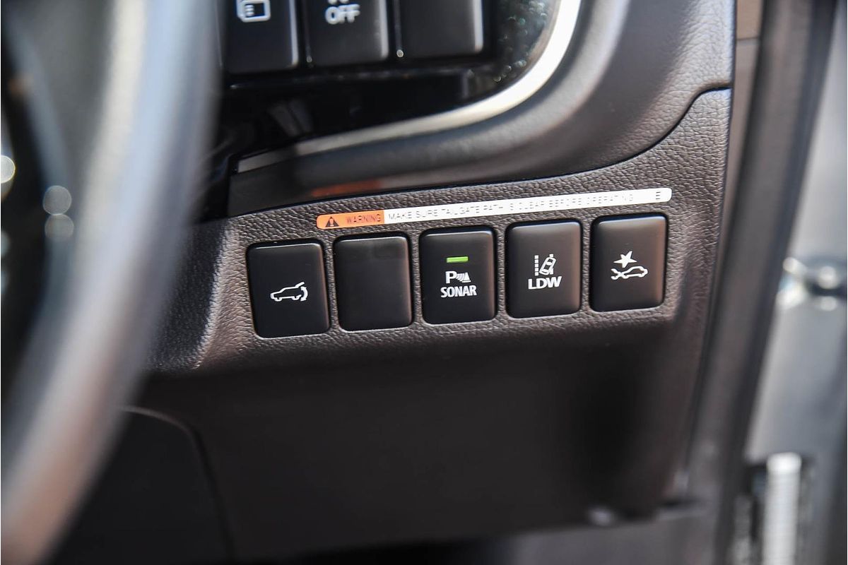 2020 Mitsubishi Outlander Exceed ZL