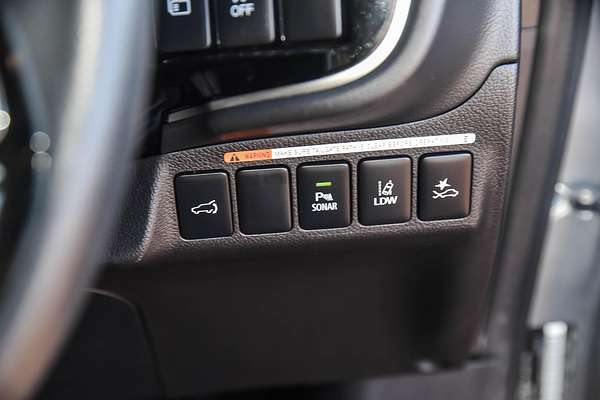 2020 Mitsubishi Outlander Exceed ZL