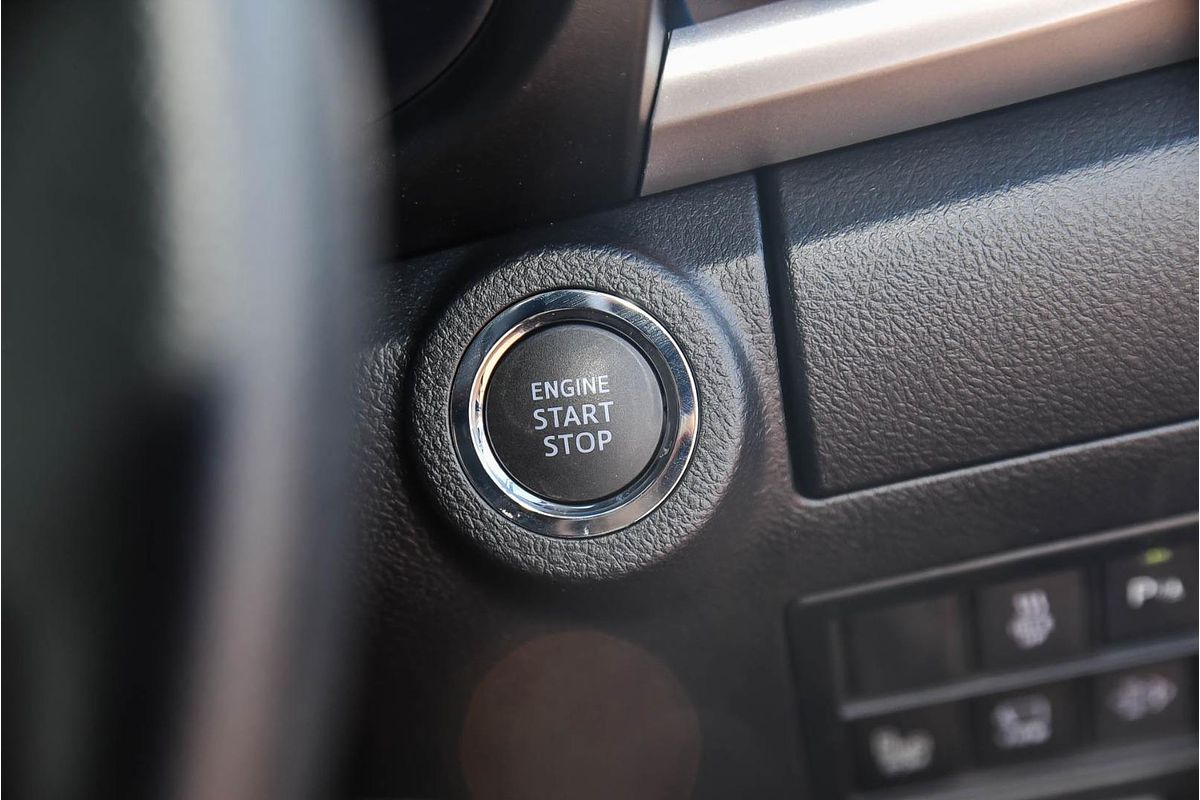 2024 Toyota Hilux SR5 48V GUN126R 4X4