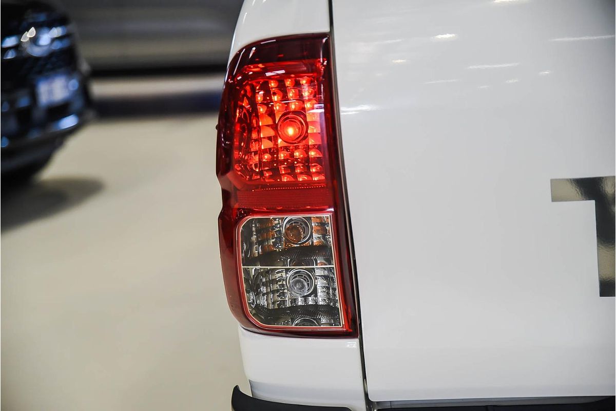 2019 Toyota Hilux SR5 GUN126R 4X4