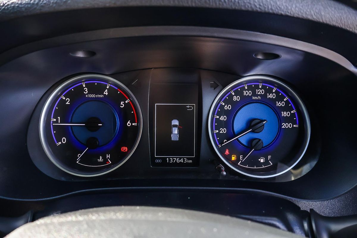 2020 Toyota Hilux SR5 GUN126R 4X4