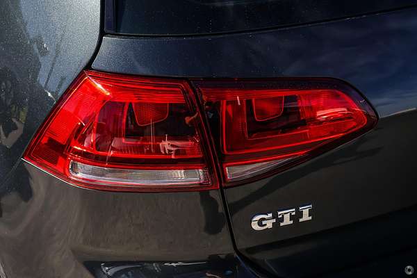 2015 Volkswagen Golf GTI 7