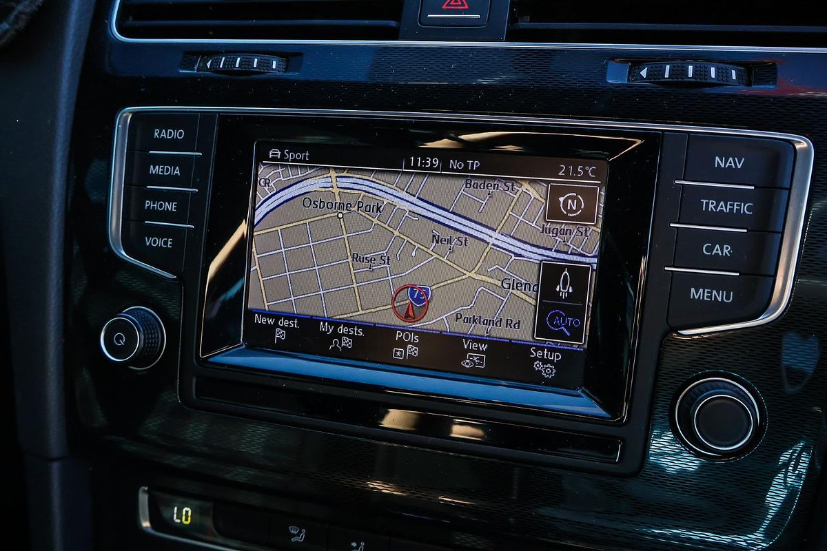 2015 Volkswagen Golf GTI 7