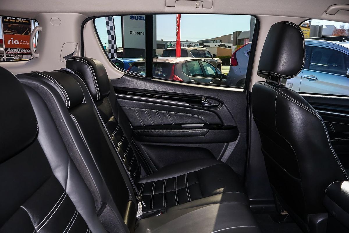 2020 Isuzu MU-X LS-T