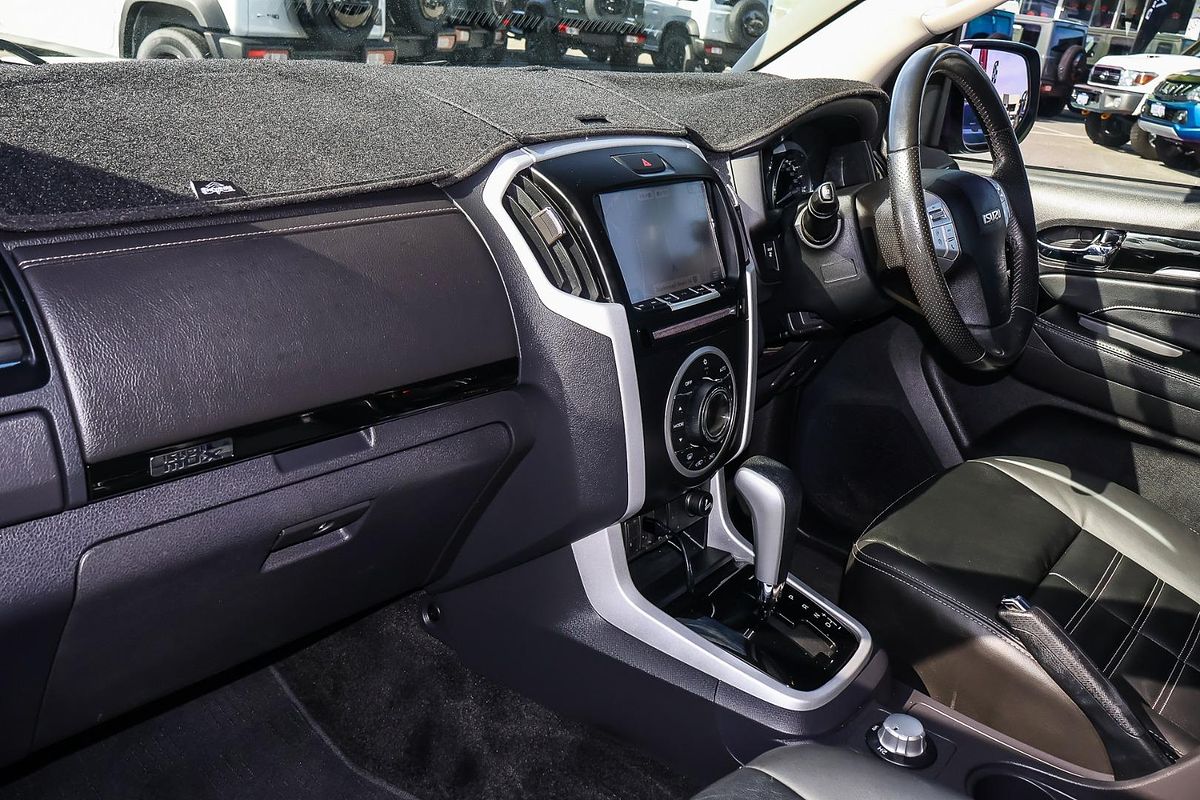 2020 Isuzu MU-X LS-T