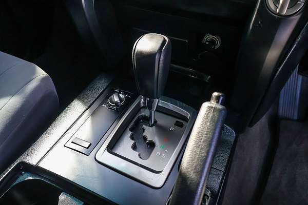 2009 Toyota Landcruiser GXL VDJ200R