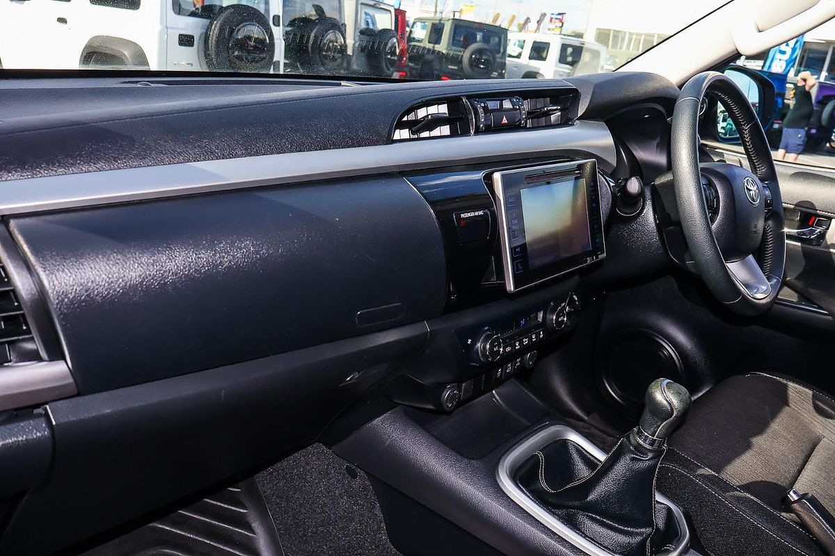 2020 Toyota Hilux SR5 GUN126R 4X4