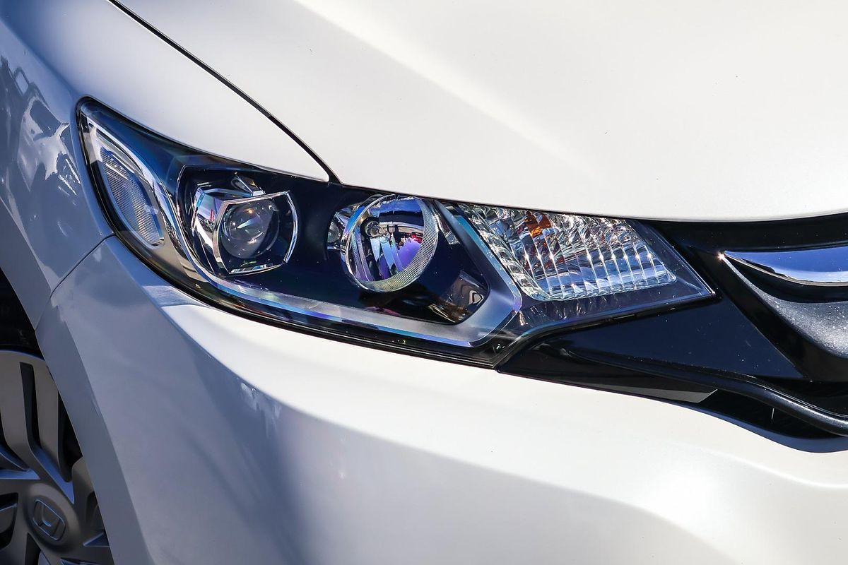 2015 Honda Jazz VTi GF