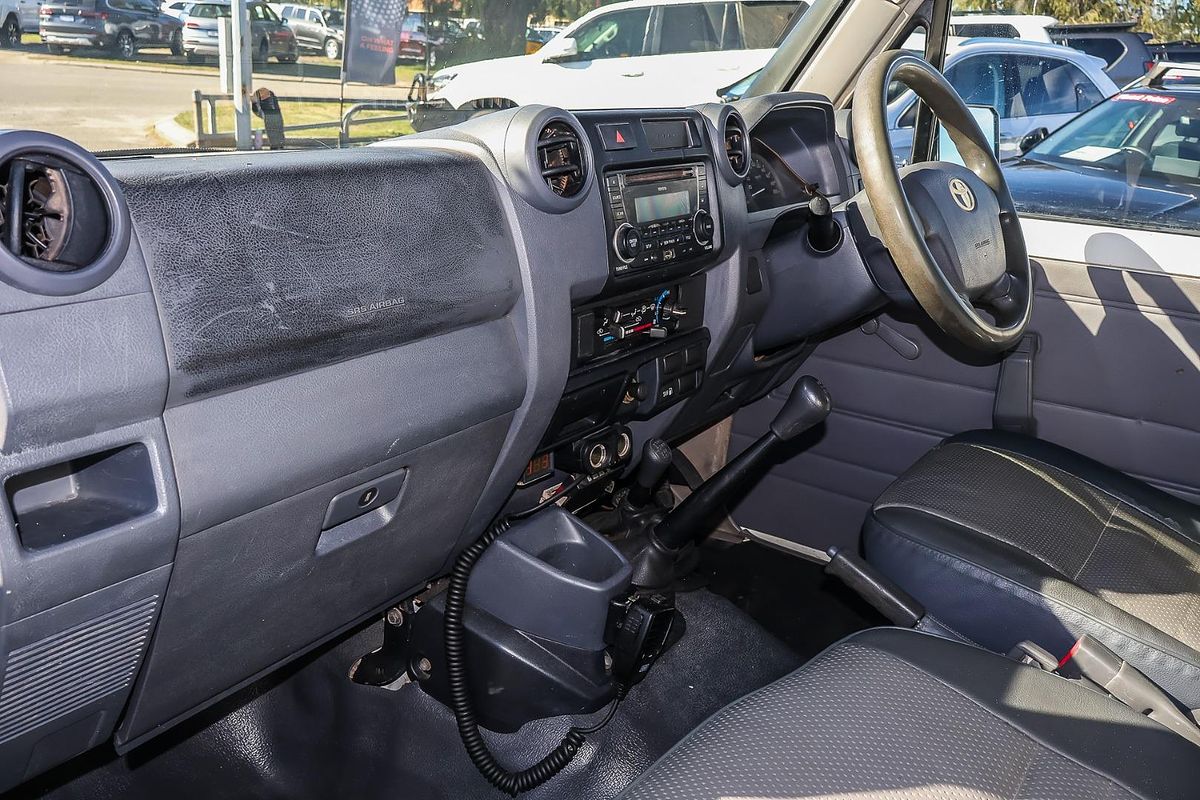 2010 Toyota Landcruiser Workmate Troopcarrier VDJ78R