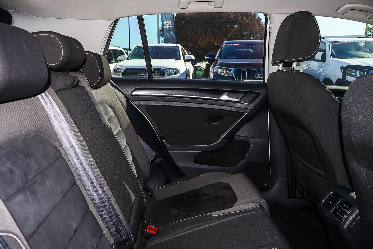 2013 Volkswagen Golf 110TDI Highline 7