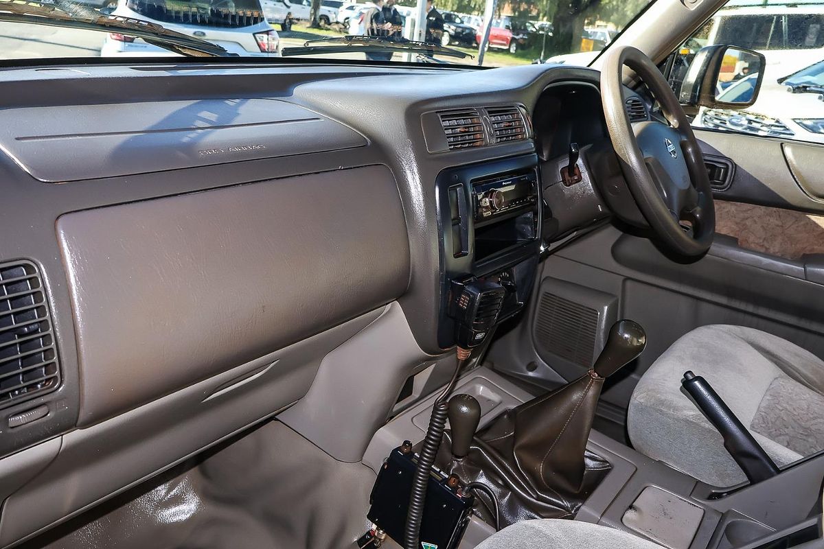 2012 Nissan Patrol DX GU 6 4X4