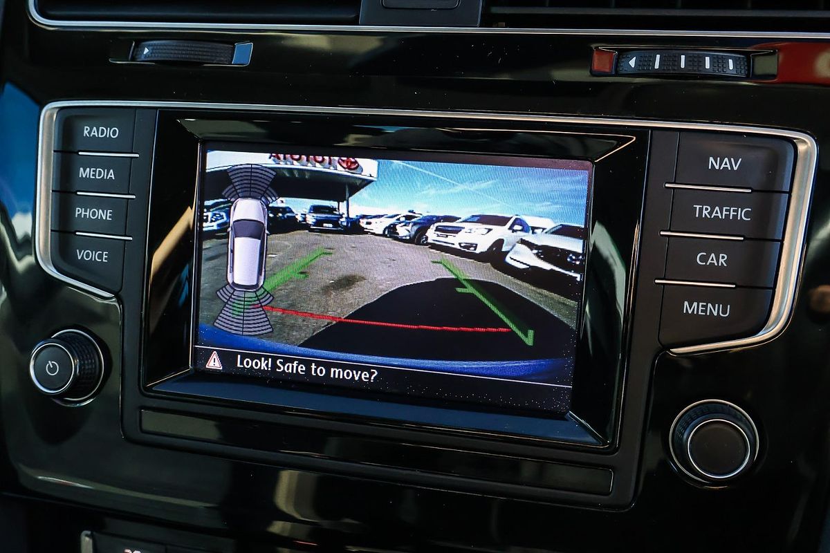 2013 Volkswagen Golf 110TDI Highline 7