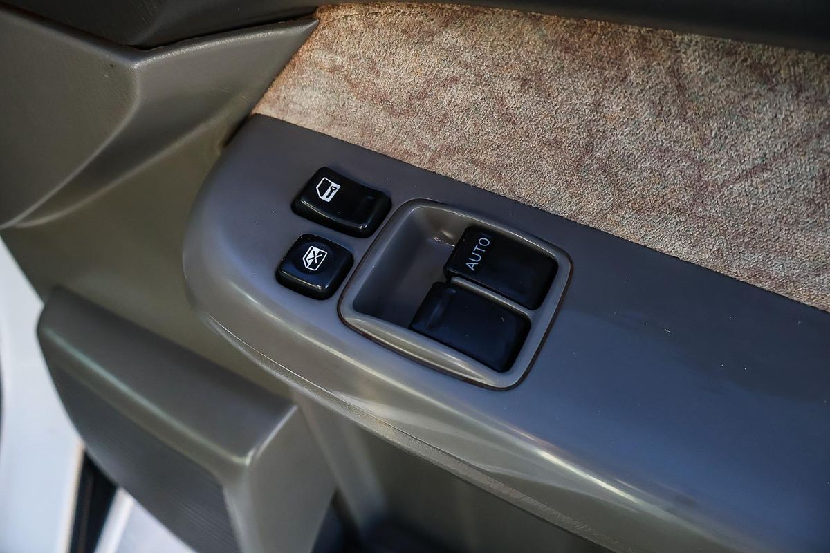 2012 Nissan Patrol DX GU 6 4X4