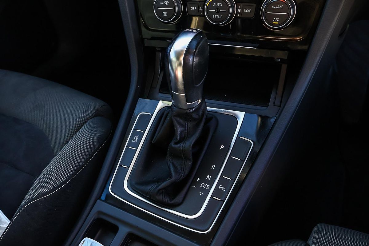 2013 Volkswagen Golf 110TDI Highline 7