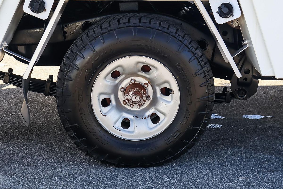 2012 Nissan Patrol DX GU 6 4X4