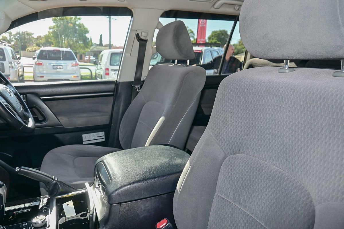 2016 Toyota Landcruiser GXL VDJ200R