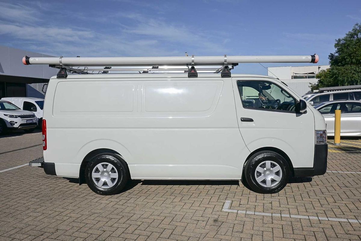 2018 Toyota Hiace TRH201R LWB