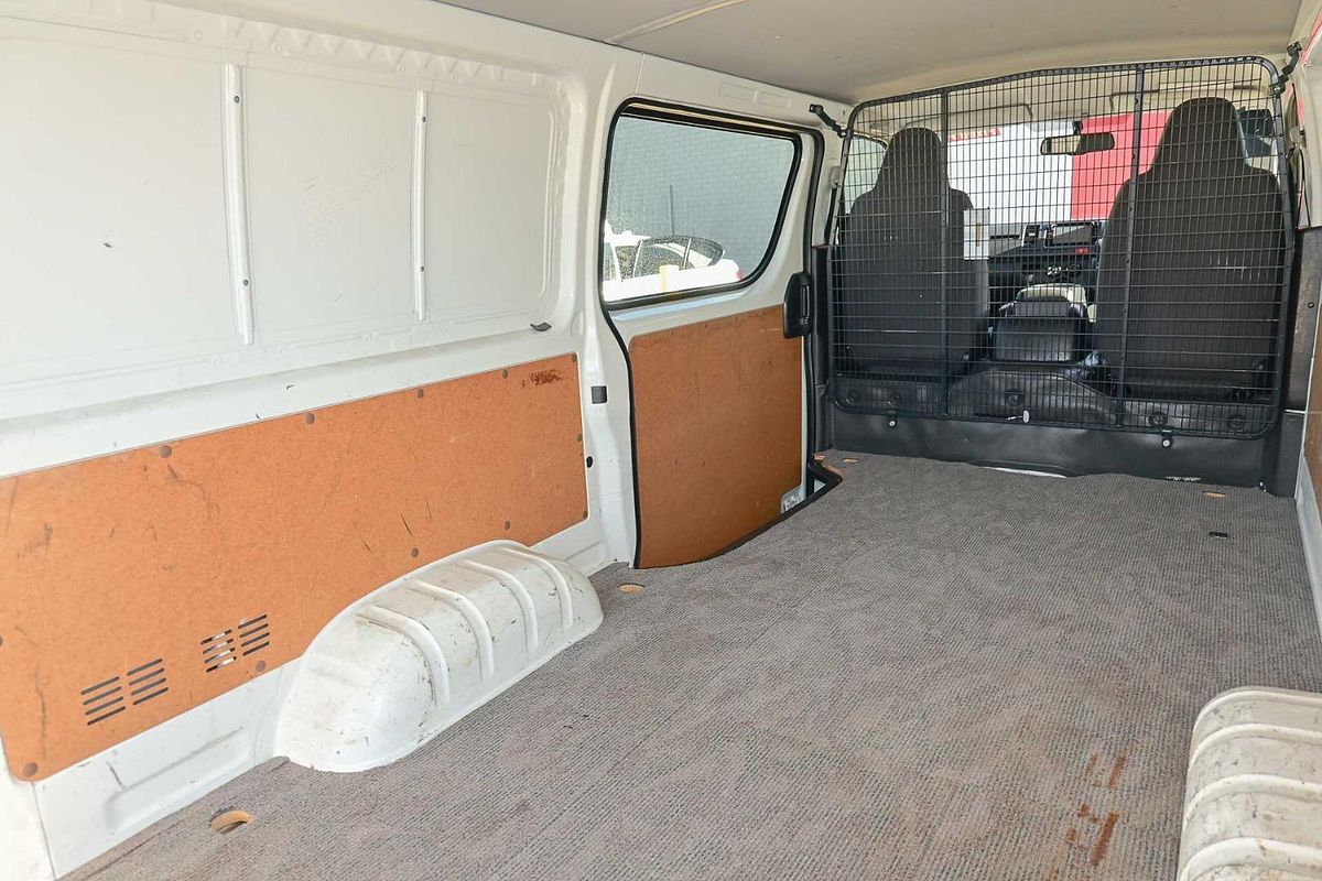 2018 Toyota Hiace TRH201R LWB