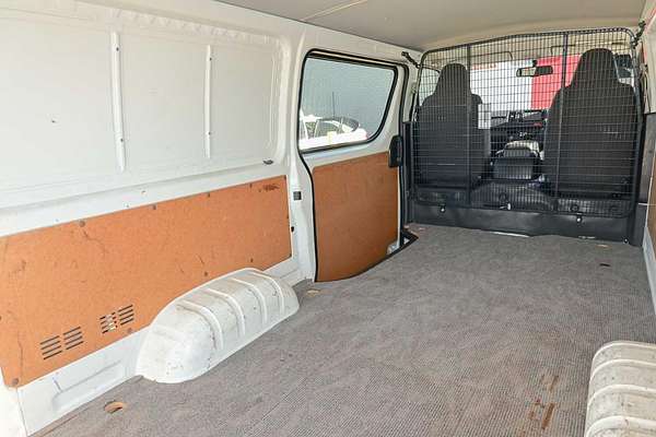 2018 Toyota Hiace TRH201R LWB