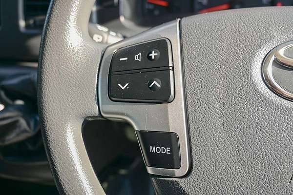 2018 Toyota Hiace TRH201R LWB