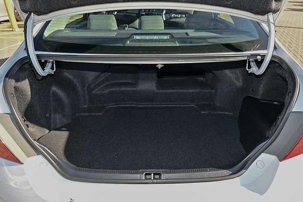 2017 Toyota Camry Altise AVV50R