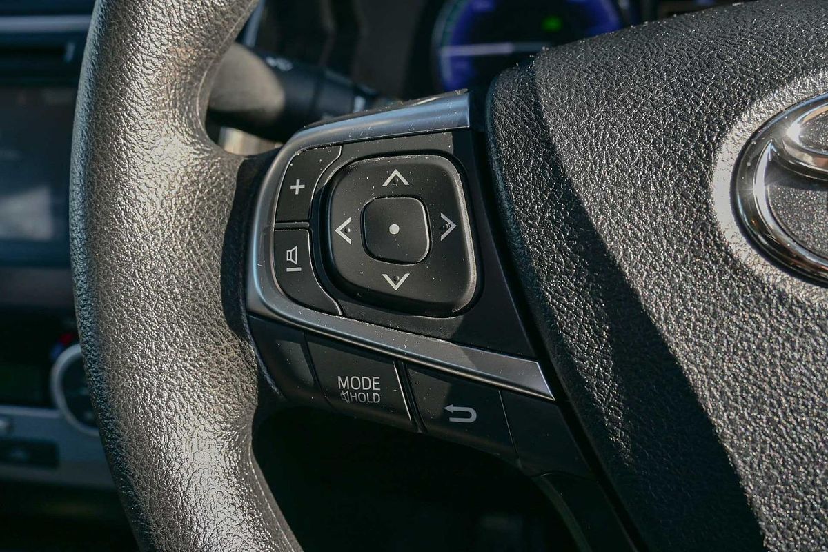 2017 Toyota Camry Altise AVV50R