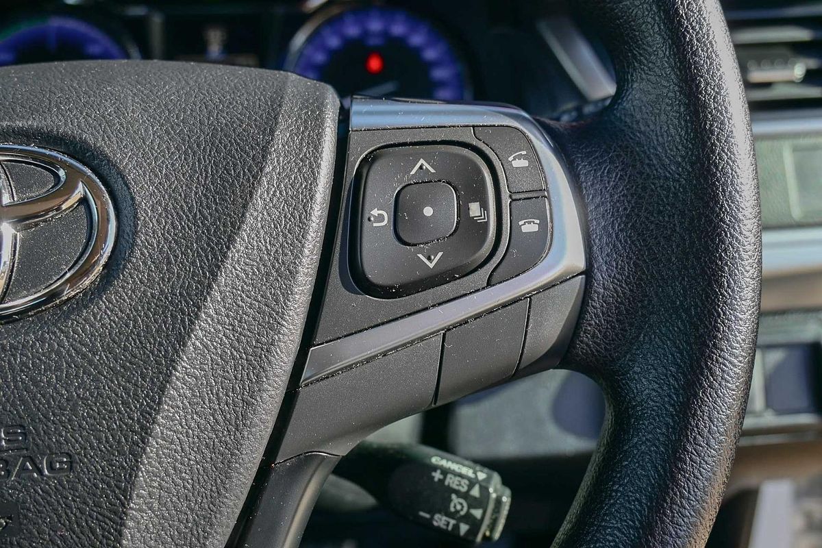 2017 Toyota Camry Altise AVV50R